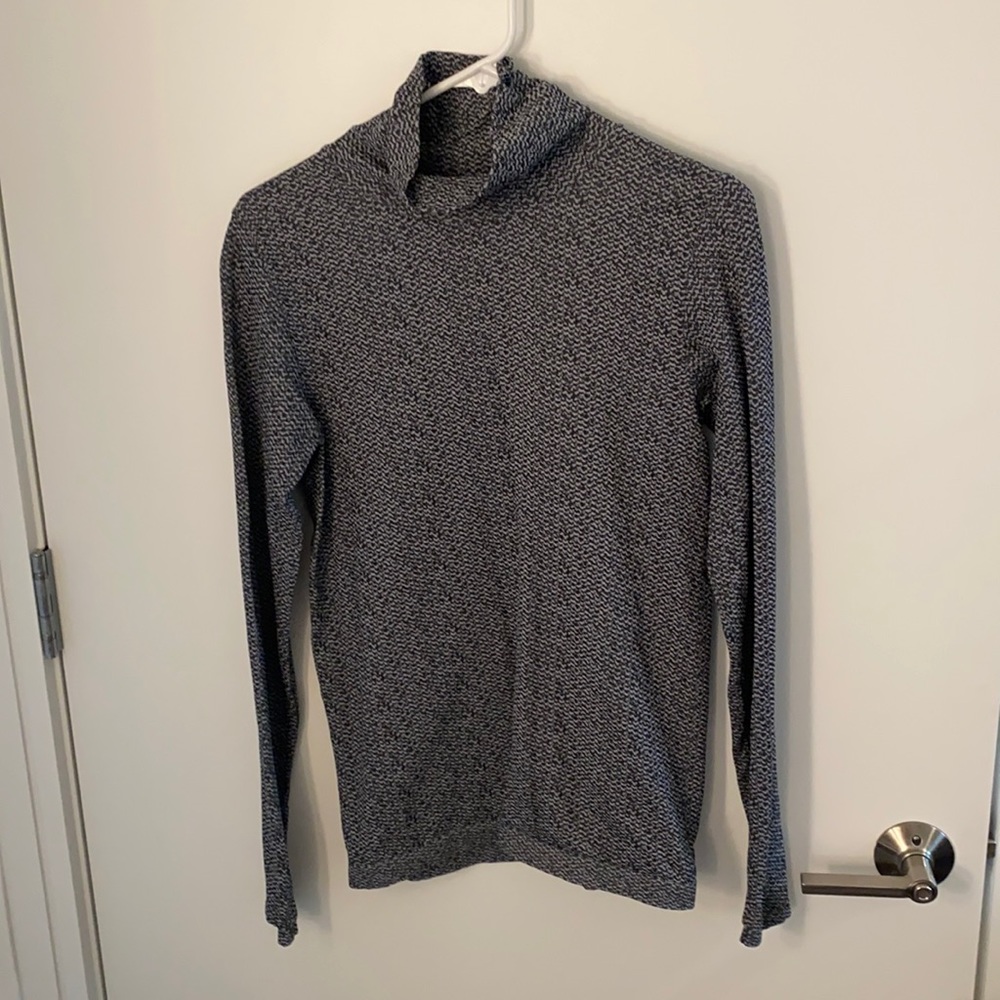 Athleta turtle neck